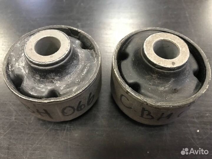 Сайлентблок переднего рычага задний вертикальный