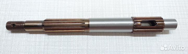 Гребной вал для лодочного мотора Tohatsu 4-18