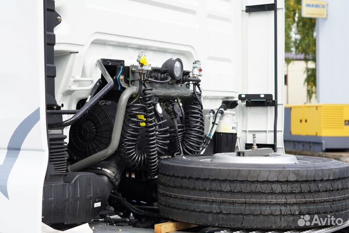 Sitrak ZZ4186V361HE, 2023