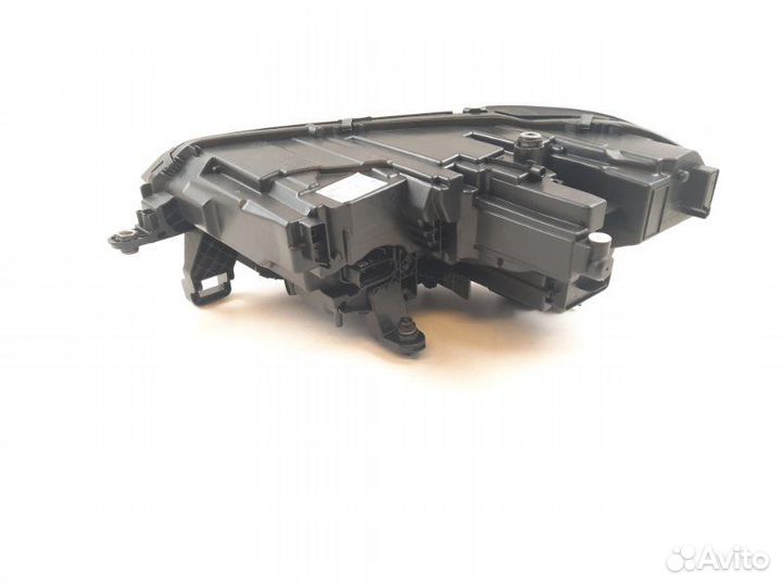 Фара правая Volkswagen Polo 6 2020