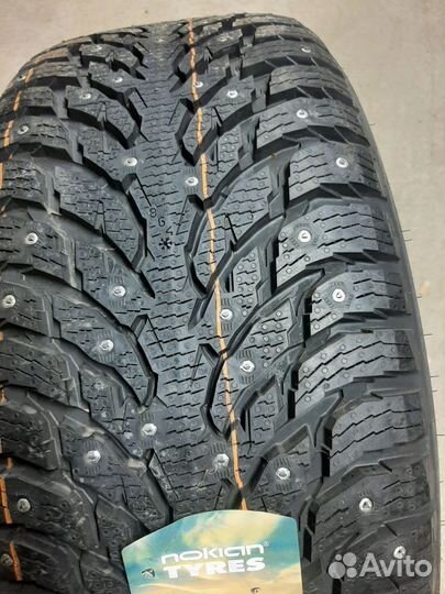 Nokian Tyres Hakkapeliitta 9 SUV 265/50 R19 110T