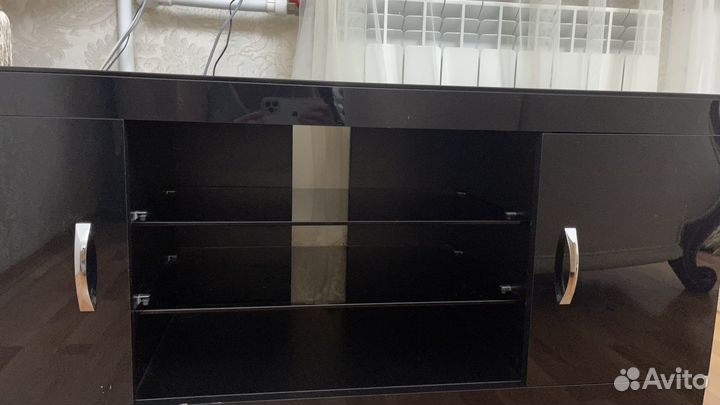 Тумба под телевизор