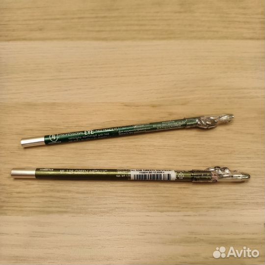 2 карандаша для глаз