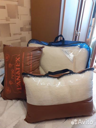 Одеяла и две подушки из овчины