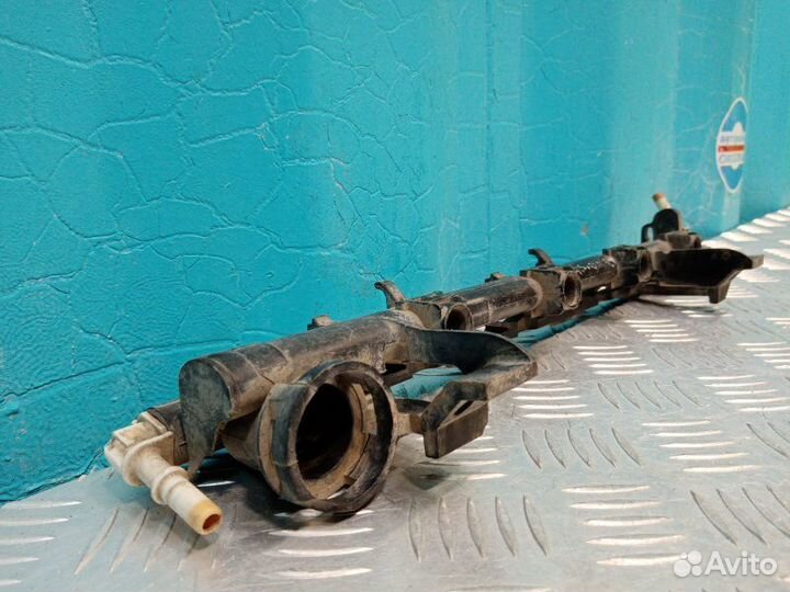 Топливная рампа Ford Fusion CBK fxja 2007