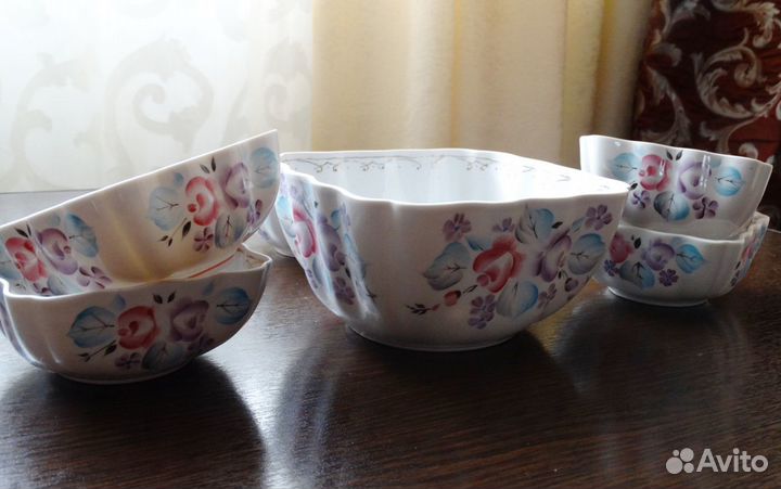 Комплект салатников 7 штук, Сысерть, 80-е