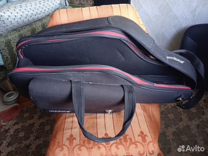 Кейс для саксофона тенор