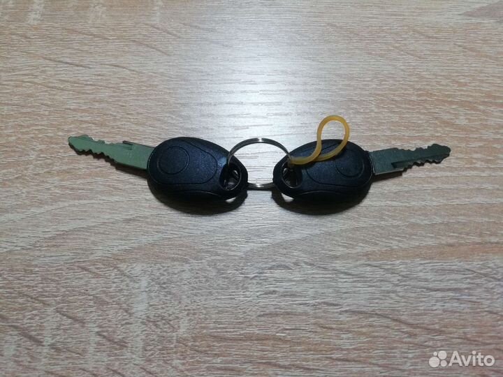 Ручка газа, ключ, вольтметр для электротранспорта