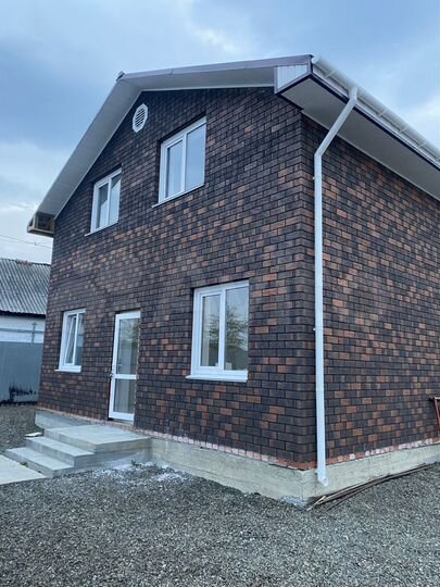 Дом 160 м² на участке 10 сот.