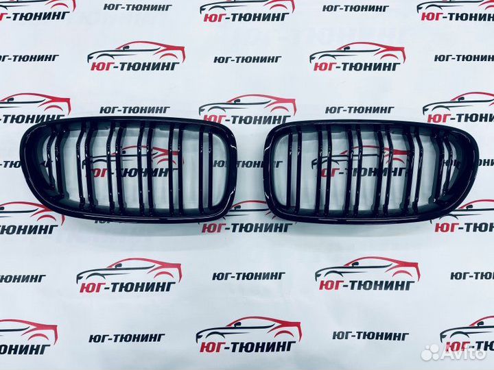 Решетка на BMW 5 F10 в стиле M черная глянцевая