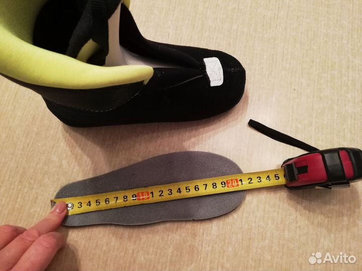 Горнолыжные ботинки 21,5