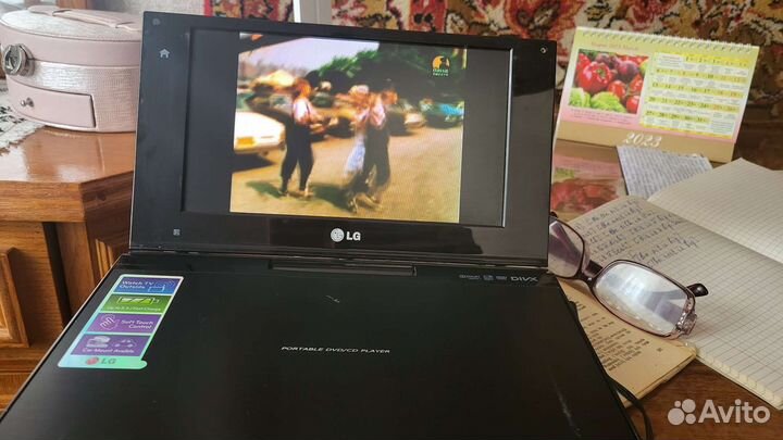 Портативный dvd видеоплеер LG