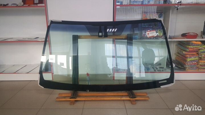 Лобовое стекло Тойота Ленд Крузер Прадо 150