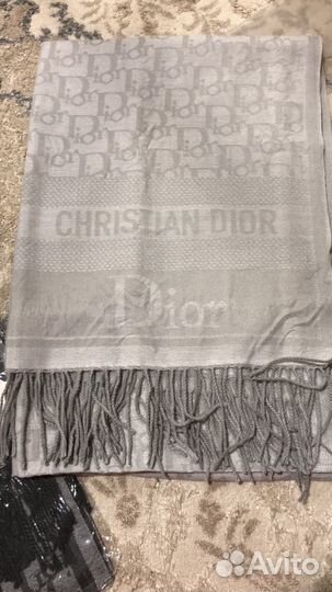 Женские шарфы и платки