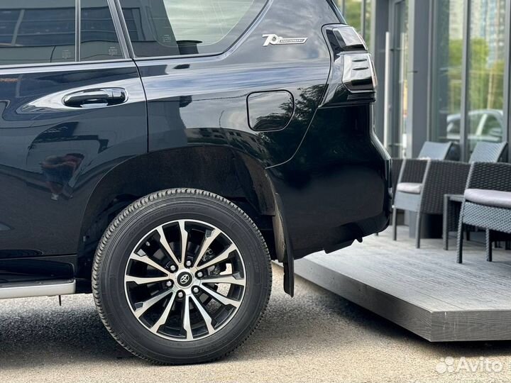 Toyota Land Cruiser Prado 2.8 AT, 2022, 29 300 км