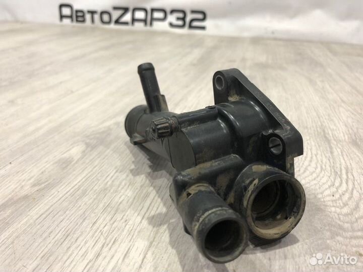 Термостат Renault Megane 2 K9K 2004 2005 2006 2007