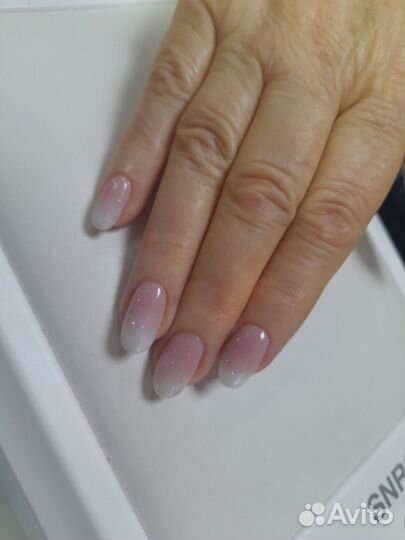 Маникюр педикюр