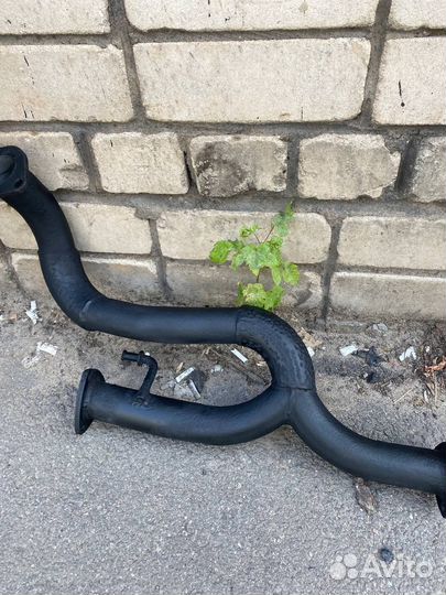 Раздвоенный выхлоп Hyundai Solaris