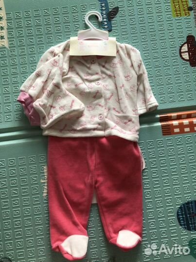 Комплект на выписку для девочки