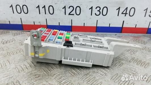 Блок предохранителей hyundai santa FE 2 (NML17M101