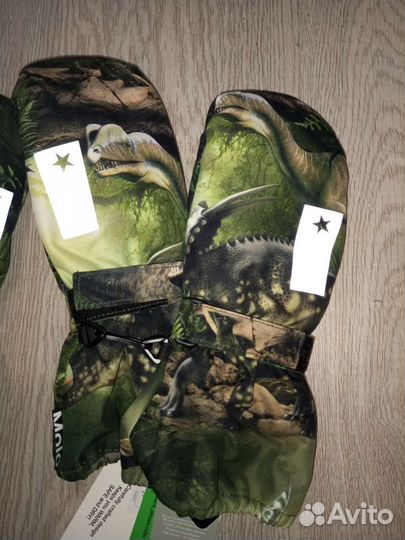 Molo igor dino краги варежки зимние 3-5 и 6-8 лет