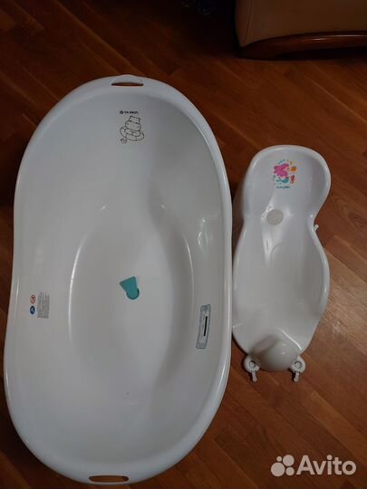 Ванночка для купания с горкой