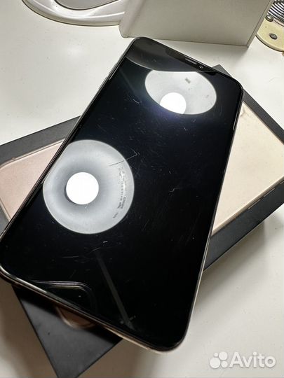 Телефон iPhone 11 pro max