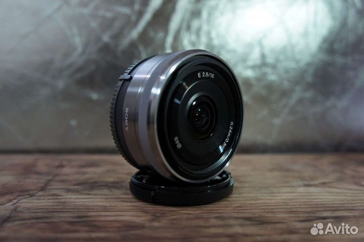 Sony 16mm 2.8 sel16f28