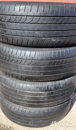 Bridgestone Dueler H/L 33A 235/55 R20