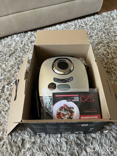 Мультиварка redmond новая