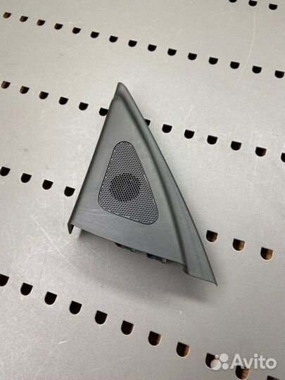 Накладка крепления зеркала передняя левая Hyundai