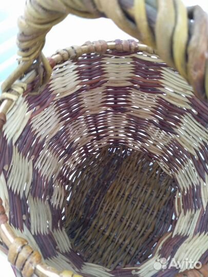 Корзины плетеные из лозы 2 штуки