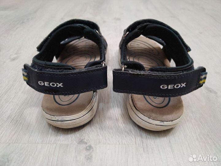 Сандалии Geox 32
