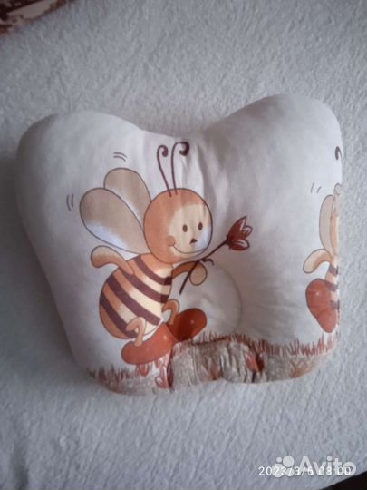 Подушка ортопедическая для детей до года