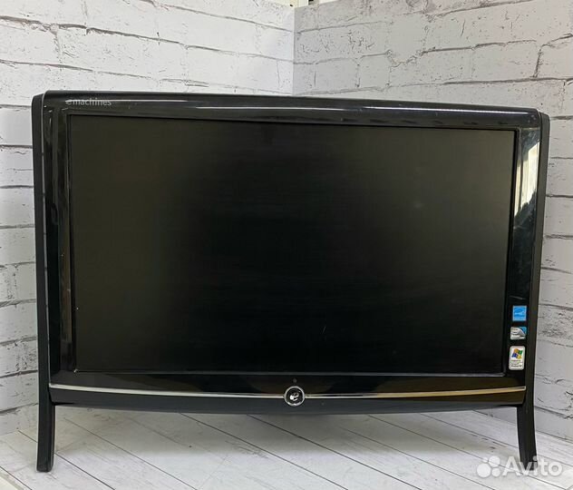 Моноблок Acer eMachines EZ1601
