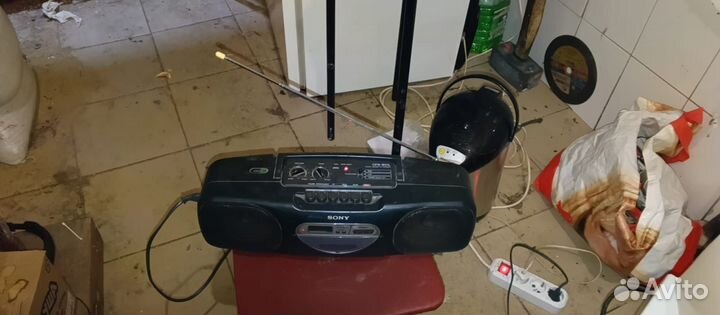 Продаётся радиомагнитофон