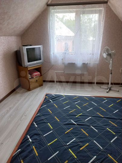 Комната 15 м² в 2-к., 1/2 эт.