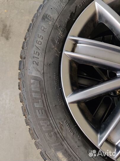 Michelin X-Ice North 4 215/65 R16 102T