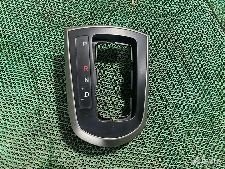 Накладка селектора АКПП Hyundai Solaris 1.6 6ст