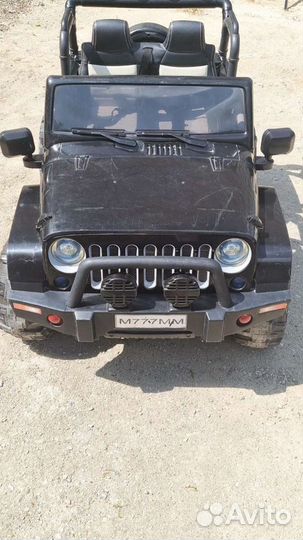Детский электромобиль бу jeep