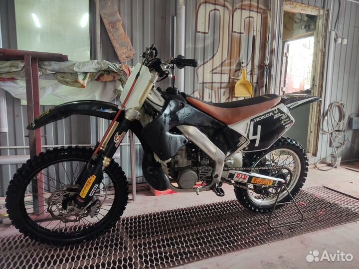 Honda cr250
