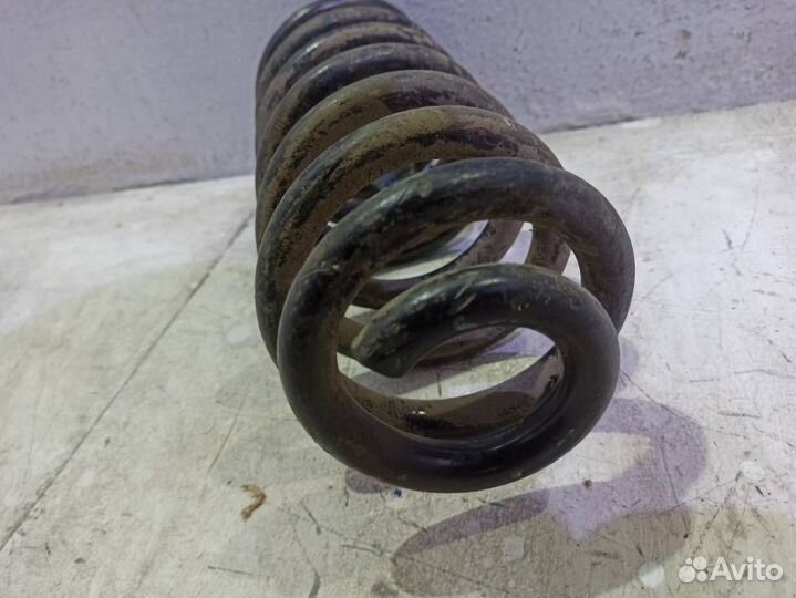 Пружина задняя бмв X5 E53