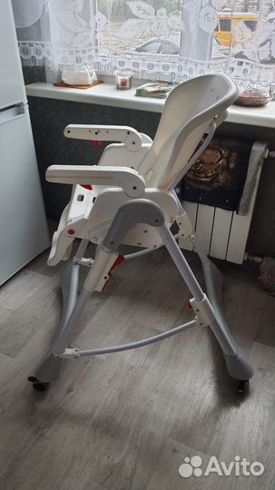 Стул для кормления