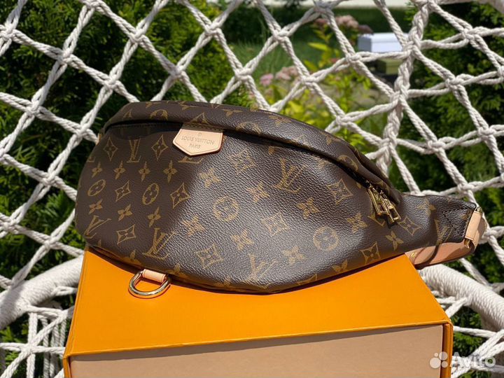 Сумка бананка louis vuitton женская