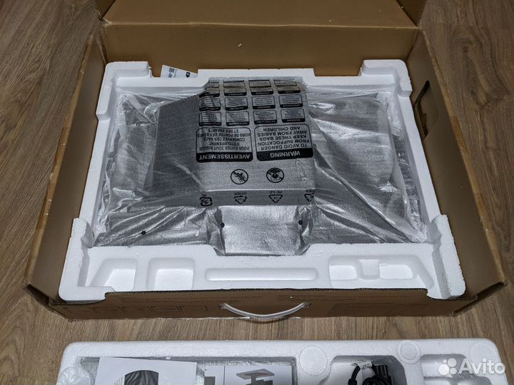 Моноблок Lenovo Thinkcentre Tiny модульный