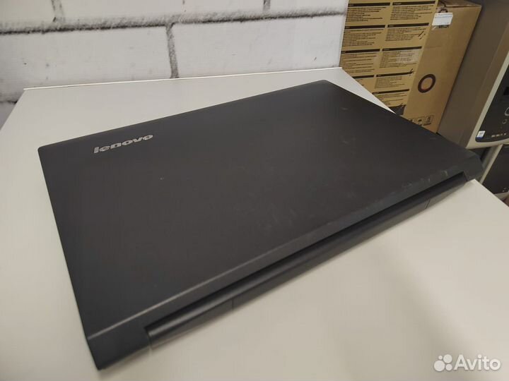 Офисный ноутбук Lenovo