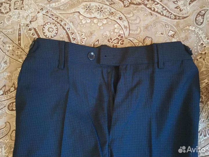 Костюм школьный