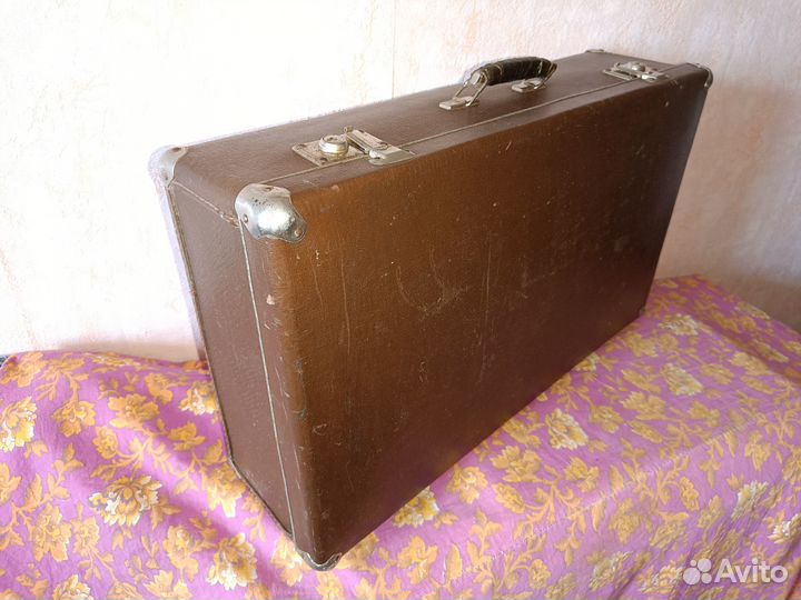 Чемодан СССР ретро 70х40х19 более 60 лет