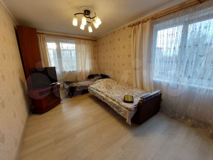 2-к. квартира, 57 м², 4/12 эт.