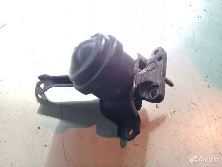 Опора двигателя (подушка двс) правая 12362-74460 T